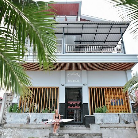 ホテル Oseda Nias Surf House Hilibotodane エクステリア 写真