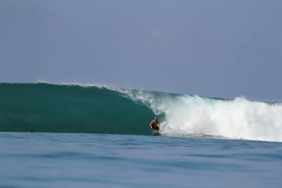 ホテル Oseda Nias Surf House Hilibotodane エクステリア 写真